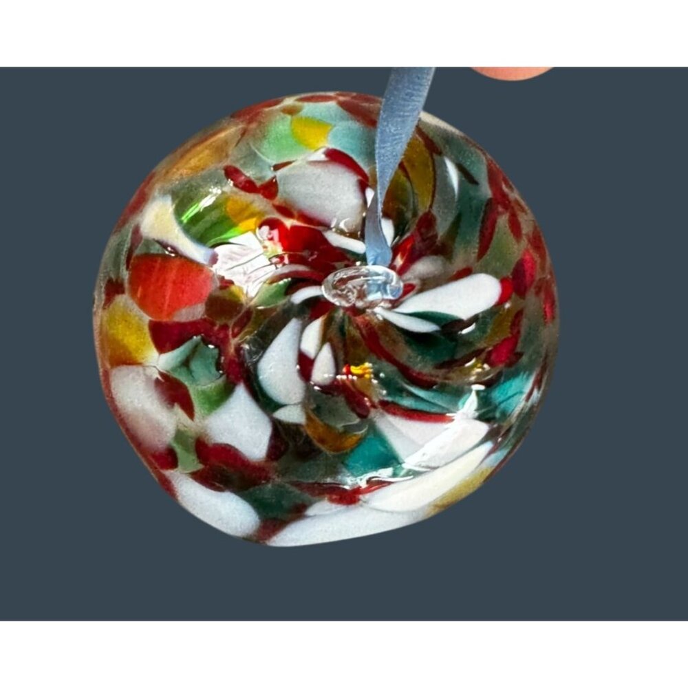 Hand Blown Art Glass Apple Ornament Hot Glass 2015 Bruised Apple Design 4" - Picture 6 of 9